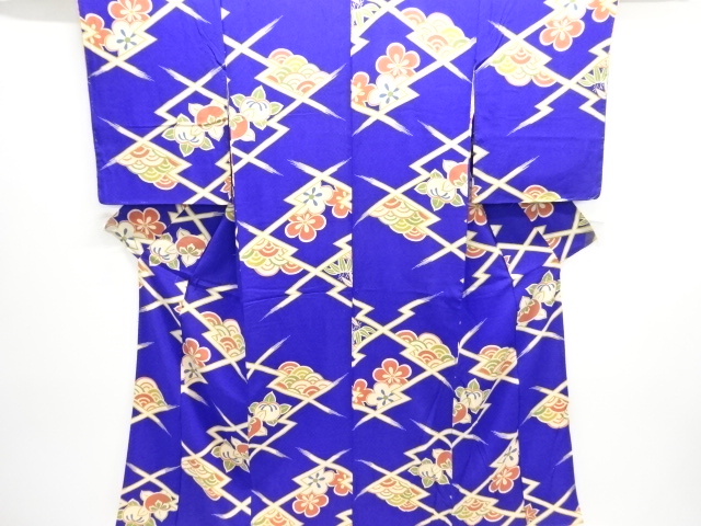 アンティーク　錦紗松皮菱に梅橘模様着物